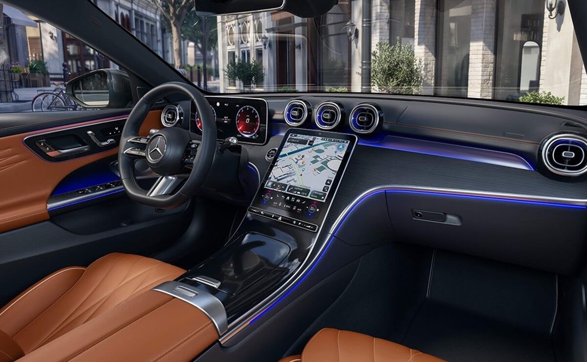 Mercedes Clase C 2027 interior