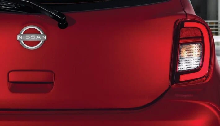 Nissan March teaser