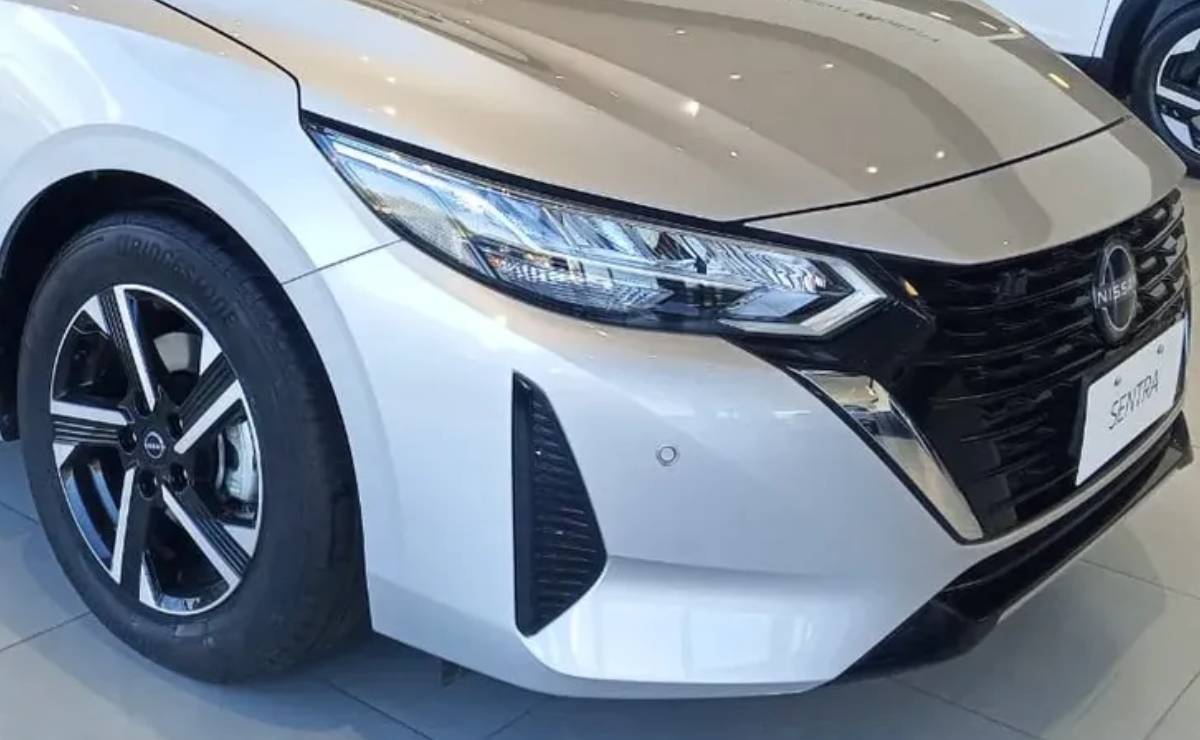 Nissan Sentra Advance teaser