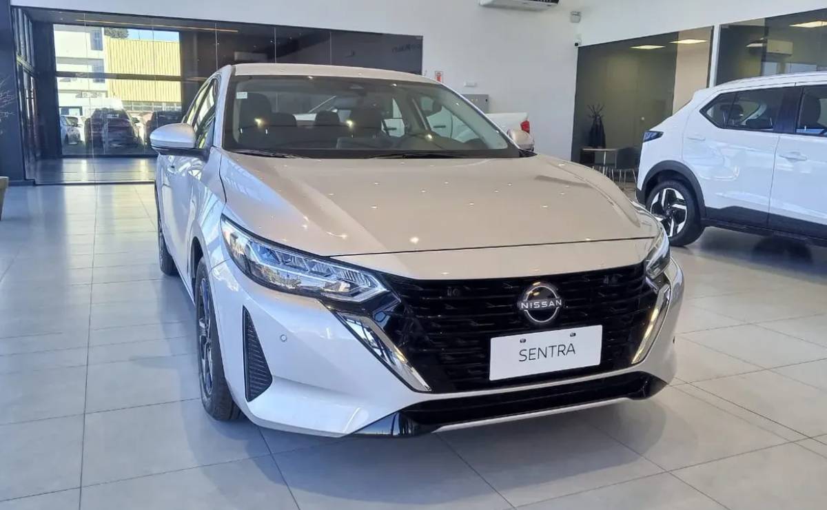 Nissan Sentra Advance trompa