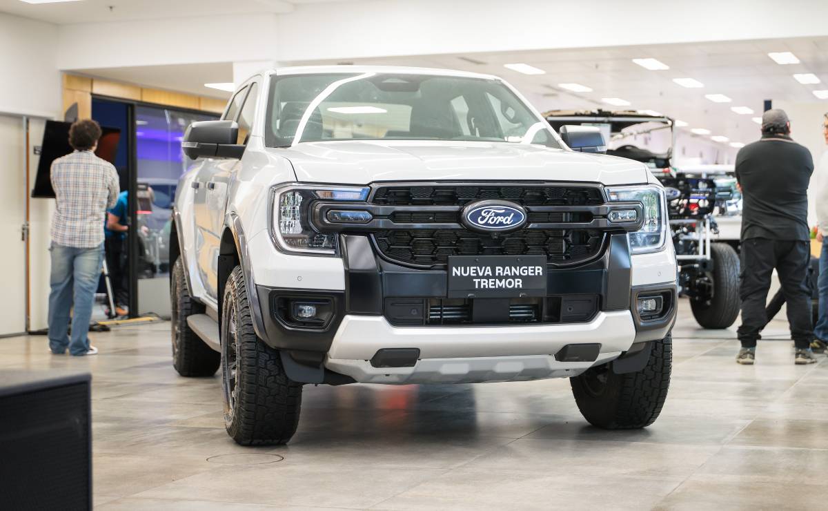Nueva Ford Ranger Tremor frente