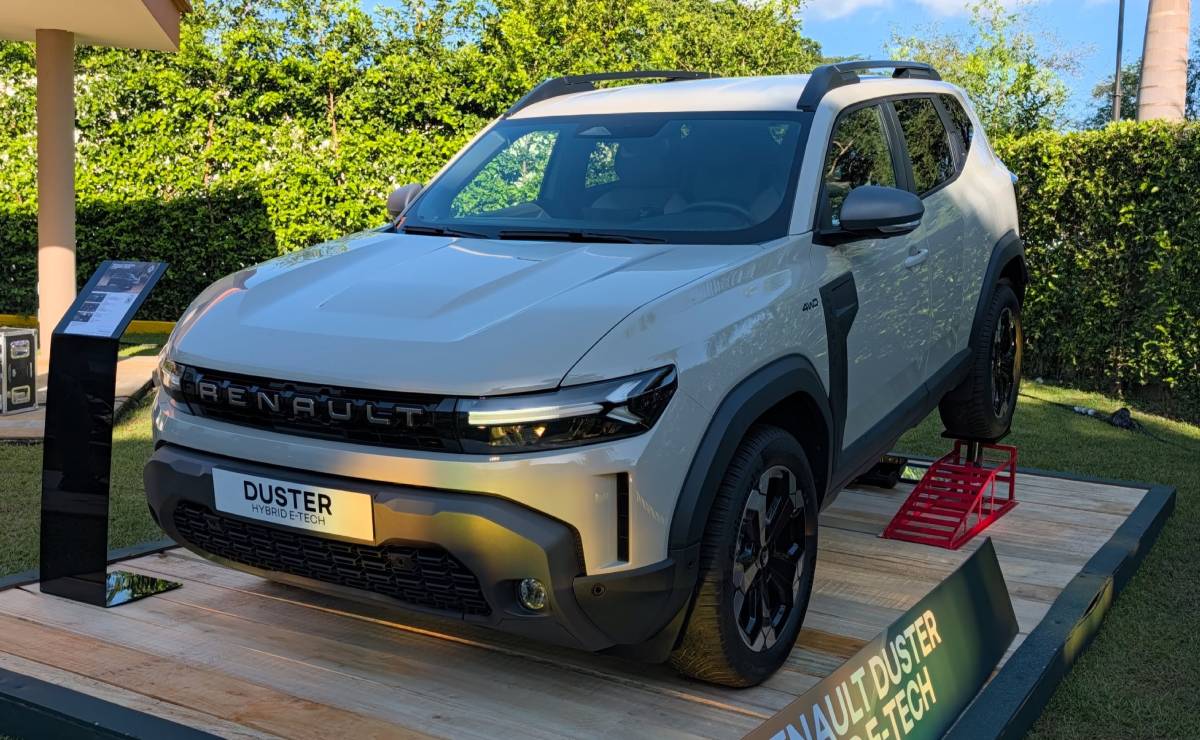 La nueva Renault Duster llegó a la región: 150 HP, tracción 4x4 y más tecnología 3 Nueva Renault Duster Hybrid E Tech 4×4 frente