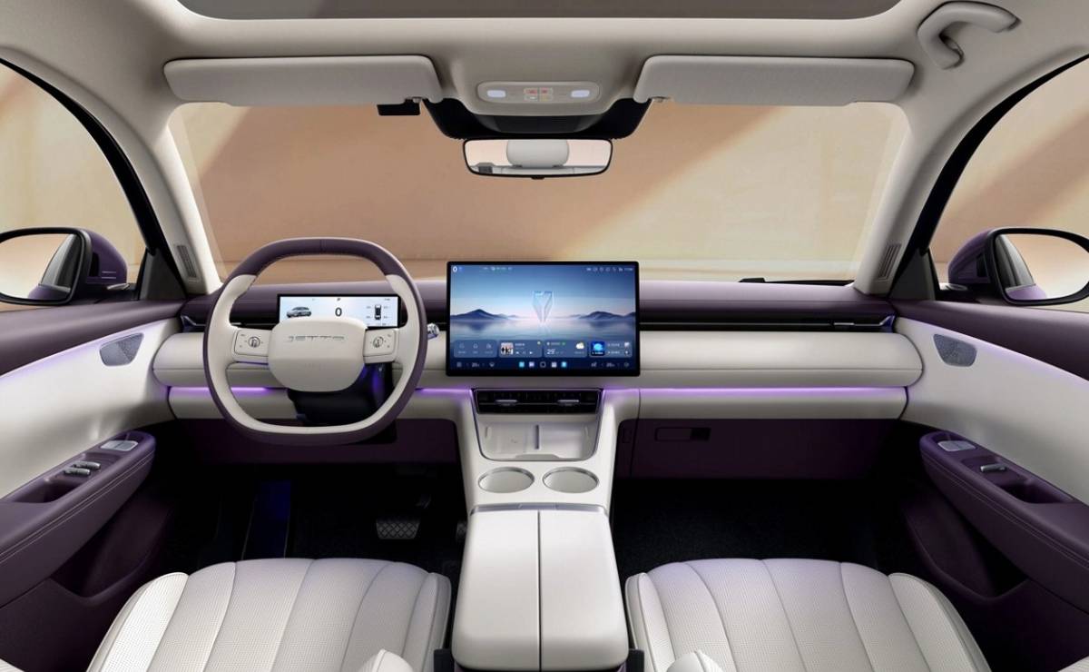 No es Volkswagen: el nuevo sedán eléctrico con 194 HP y hasta 555 km de autonomía 6 Nuevo sedan Jetta M6 interior