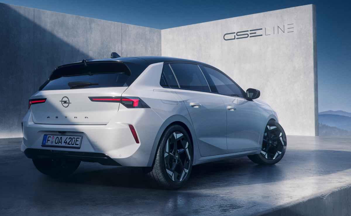 Opel Astra GSE