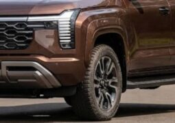 Pick up Mitsubishi Triton 2027 teaser