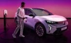 Renault Scenic E-Tech Electric cargando