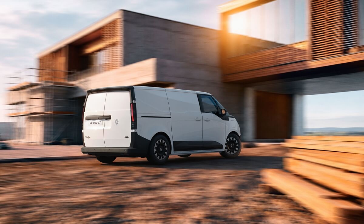 Renault presenta el nuevo Trafic Furgón E-Tech Eléctrico: ¿qué novedades presenta? 4 Renault Trafic Furgon E Tech electrico
