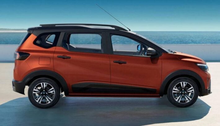 Renault Triber Turbo perfil