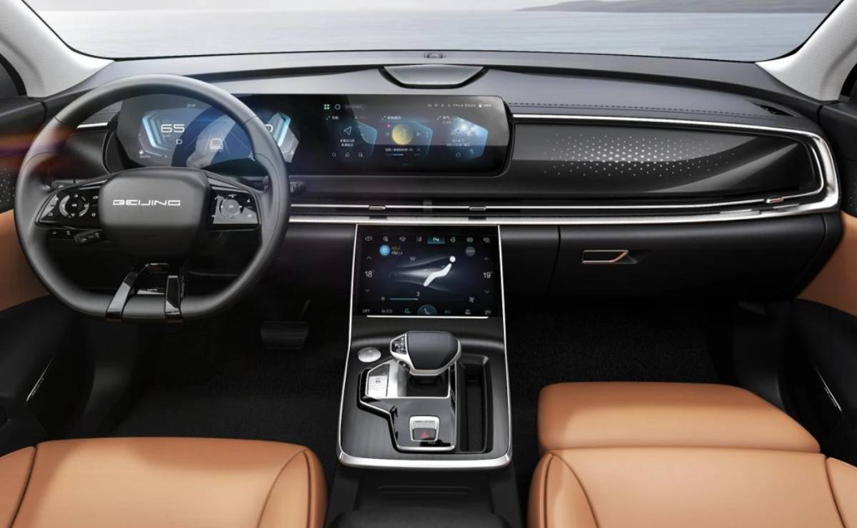 SUV BAIC X 55 Plus interior