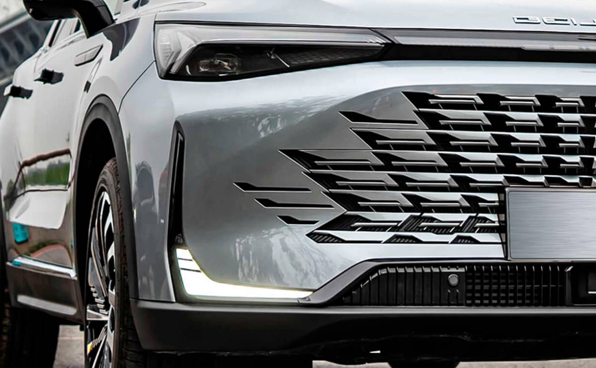 SUV BAIC X55 Plus teaser