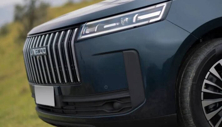 SUV Jaecoo 5 trompa