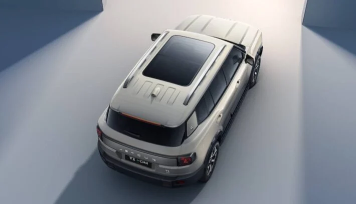 SUV Jetour T1 i DM trasera