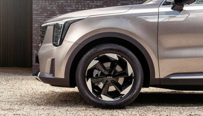 SUV KIA Sorento perfil