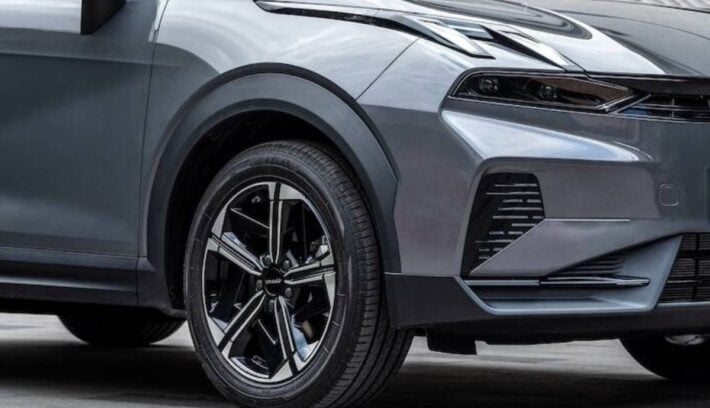 SUV Lynk Co 06 teaser 1