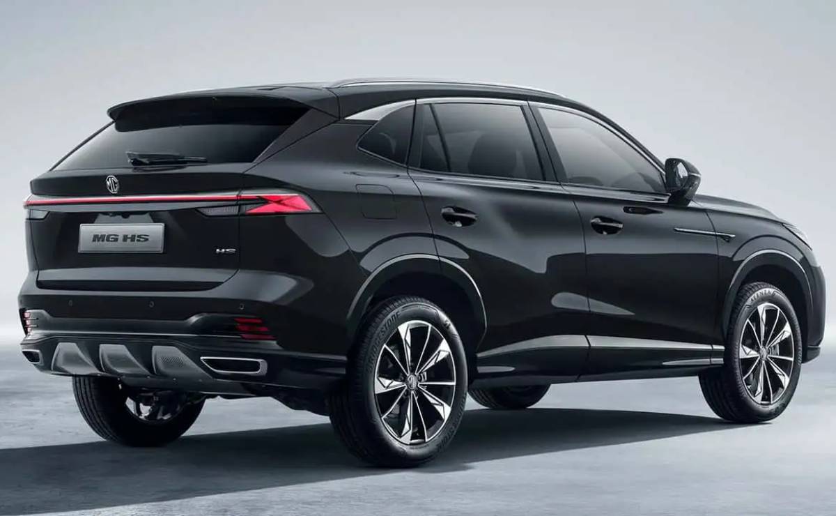 Llega a la región un nuevo SUV híbrido con 225 HP para competir contra Territory y Corolla Cross 5 SUV MG HS trasera