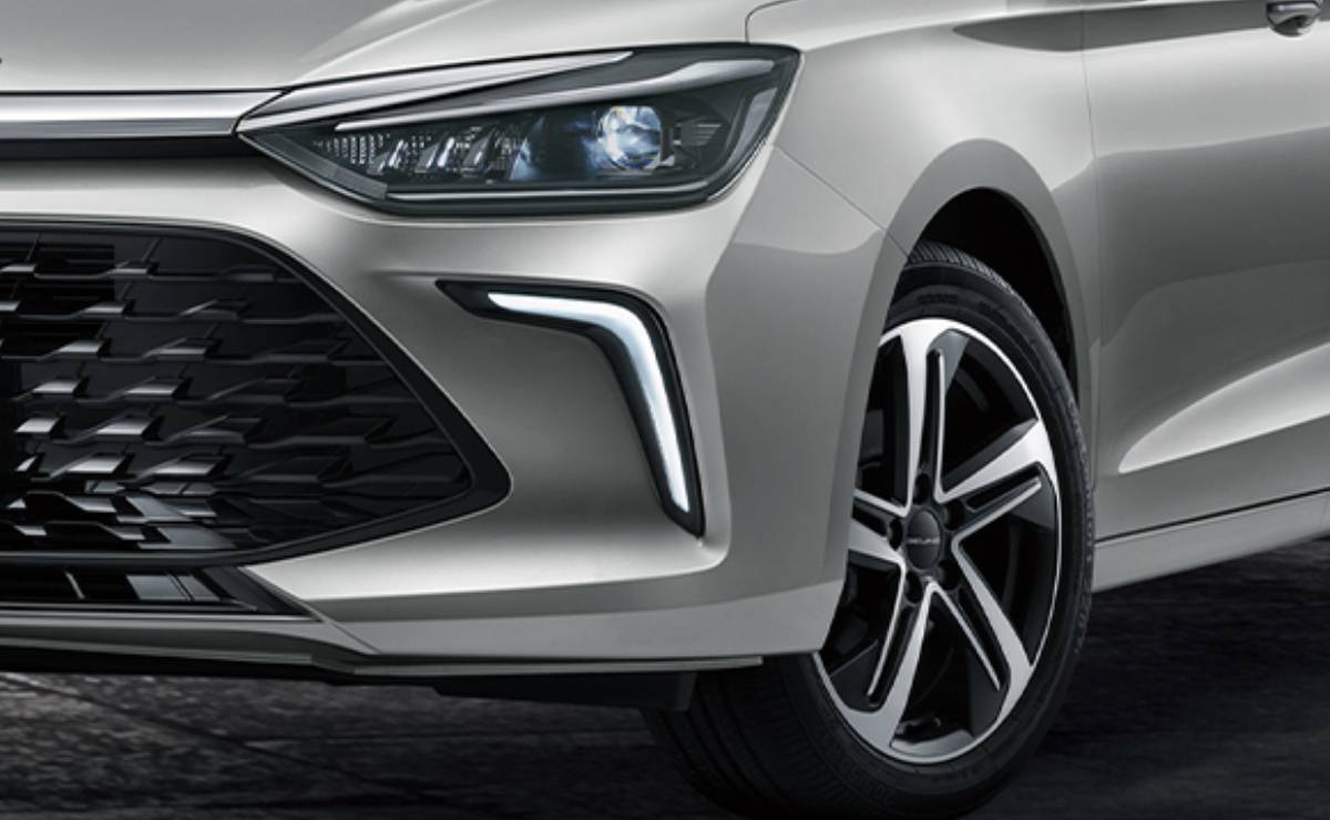 Sedan BAIC U5 PLUS teaser