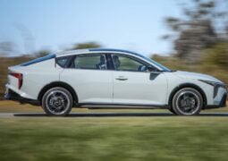 Sedan KIA K4 accion perfil