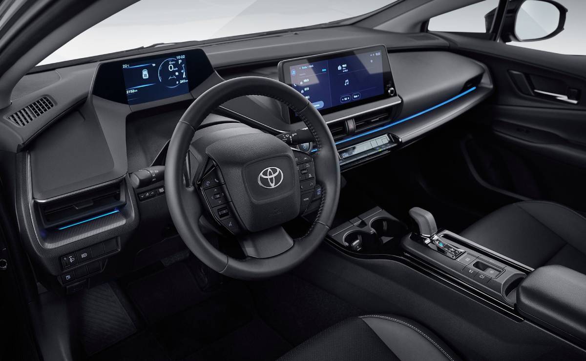 Toyota Prius 2027 interior 1