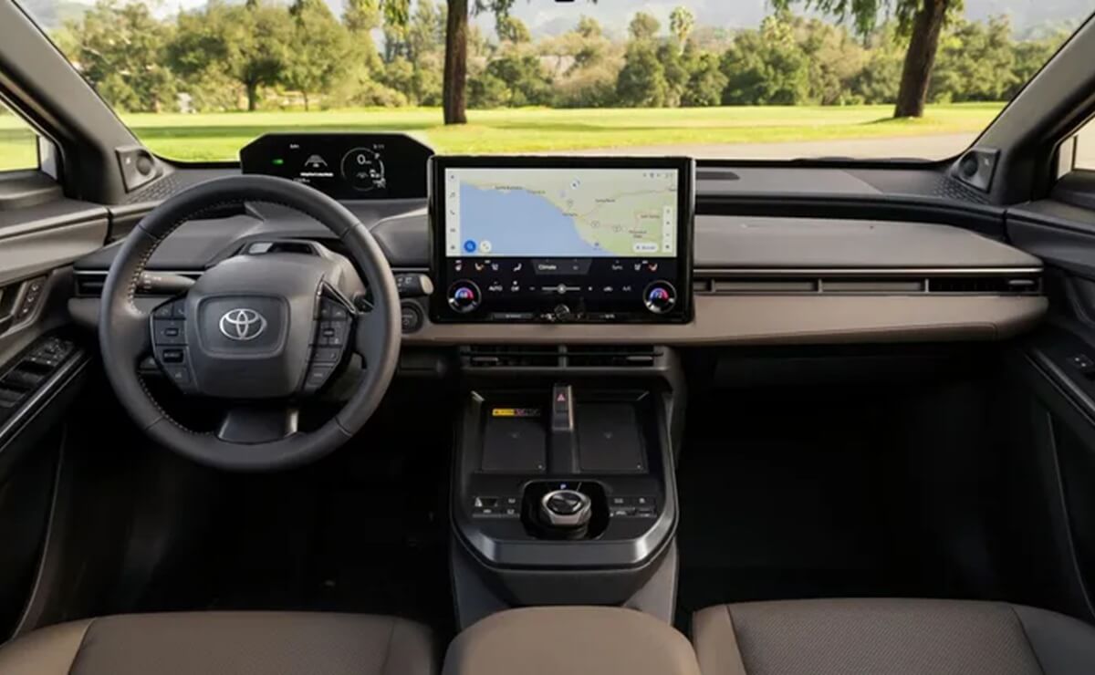 Toyota bZ Woodland interior
