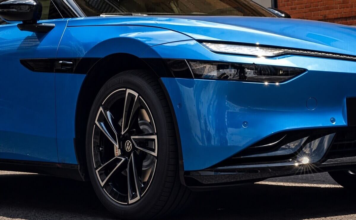 Menos de 30000 dólares: el nuevo sedán de Volkswagen superior a Vento con 496 CV y más barato 1 El nuevo sedán de Volkswagen, el ID. Unyx 09