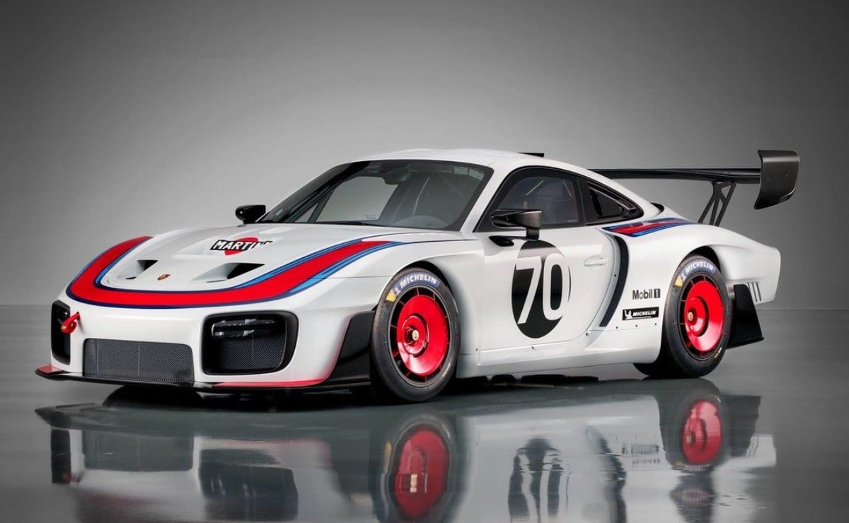 El CEO de Apple maneja un Porsche 935 que no puede usar en la calle y vale más de un milló