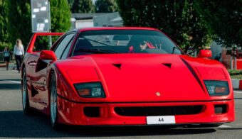 hamilton compr la ferrari f40 con 69 km 1200x740 1
