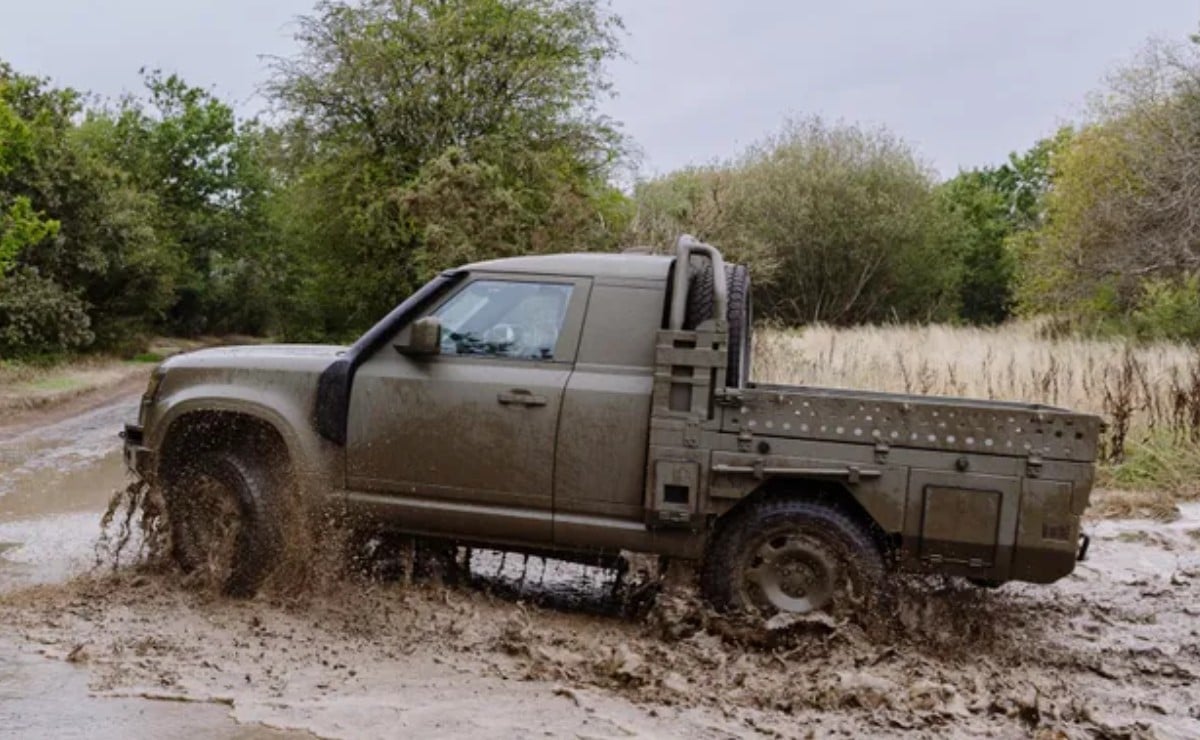 Land Rover Defender Wolf Series II: tres versiones militares sobre la base D7x para reempl