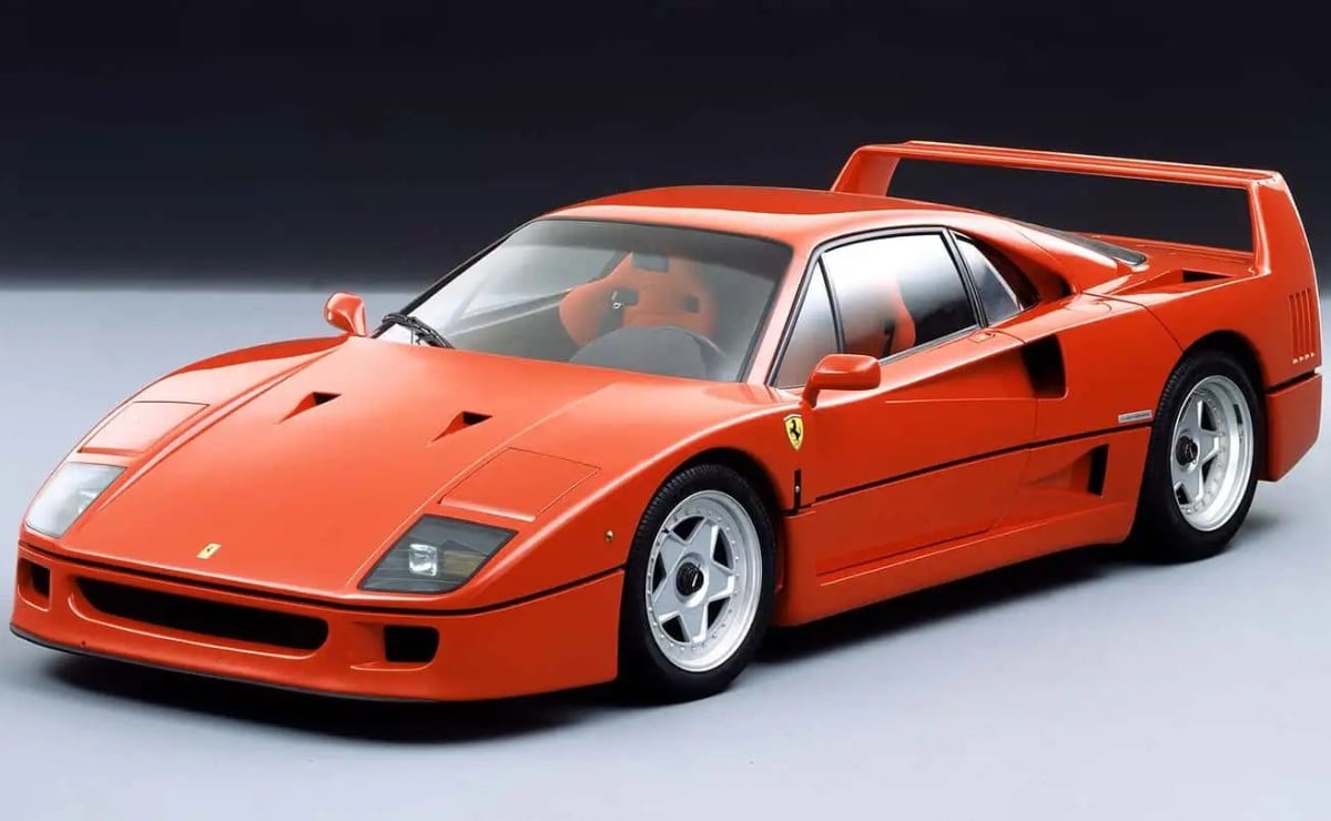 Lewis Hamilton por fin compró su auto soñado: el Ferrari F40 1 Lewis Hamilton por fin compró su auto soñado: el Ferrari F40