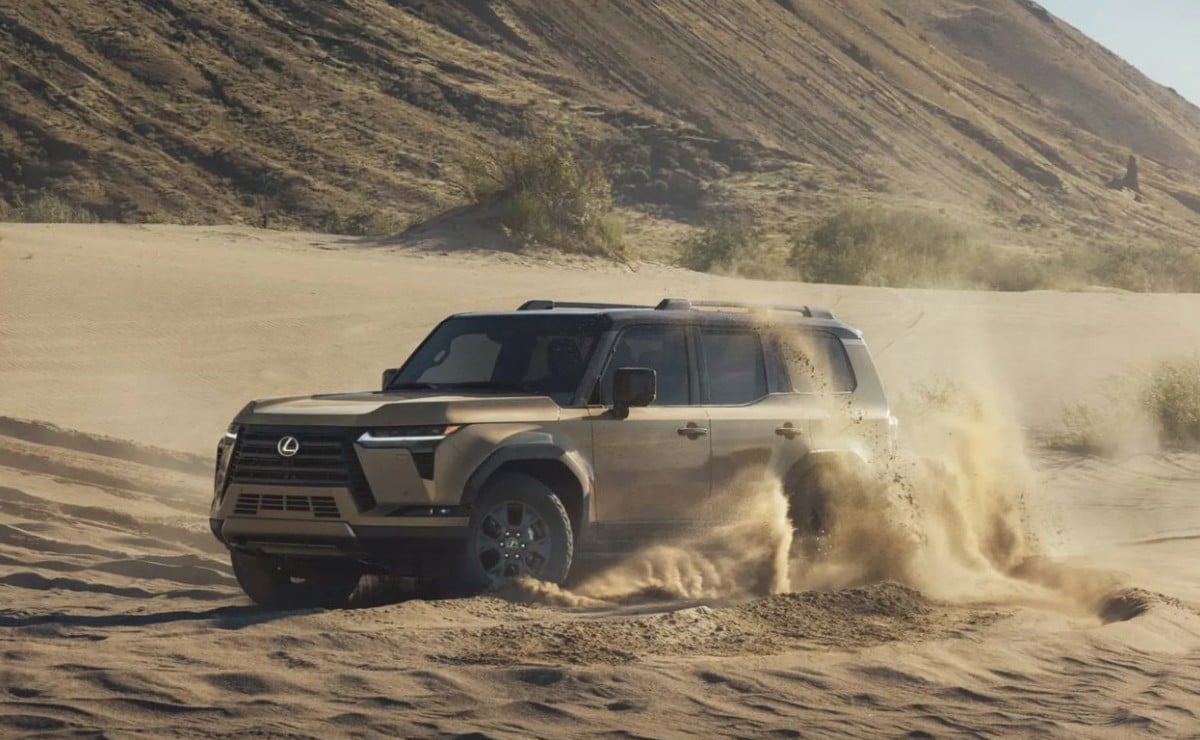 Lexus GX 550: V6 biturbo de 349 CV y chasis de Land Cruiser para destronar al Clase G 4 lexus gx 550 v6 biturbo de 349 cv y chas 1