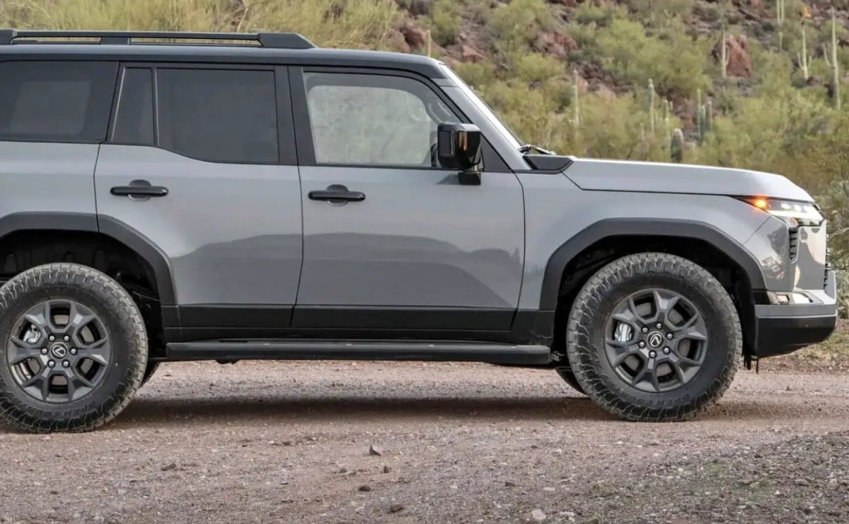 Lexus GX 550: V6 biturbo de 349 CV y chasis de Land Cruiser para destronar al Clase G 2 lexus gx 550 v6 biturbo de 349 cv y chas