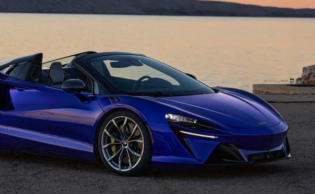 mclaren artura spider 690 hp h bridos y