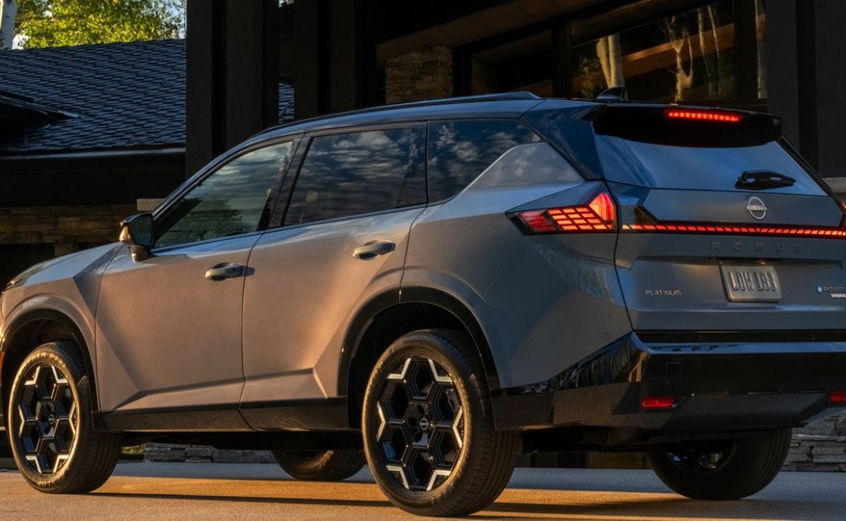 nissan rogue2