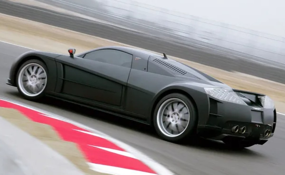 Primera prueba de manejo del prototipo Chrysler ME Four-Twelve: rival del Ferrari Enzo con
