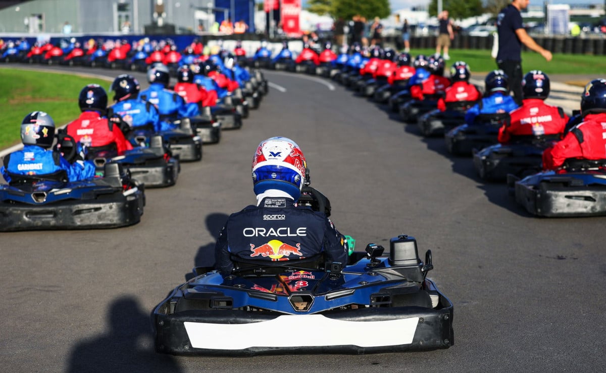 ¿Qué piloto remontó 100 posiciones en solo 13 vueltas? 2 qu piloto remont 100 posiciones en solo