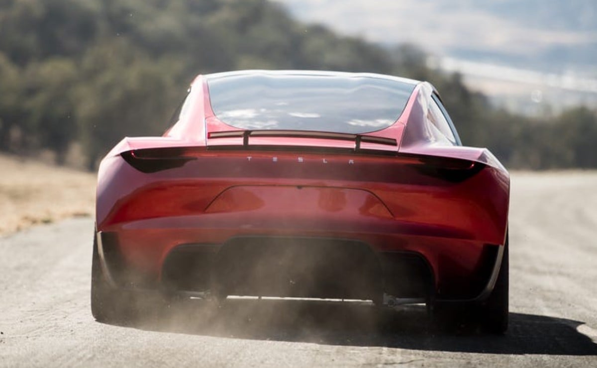 Revelan el Tesla Roadster el 1 de octubre: una imagen anticipa potencia de cohete