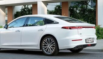 sed n chino con tama o de audi a6 160 cv 1200x740 1