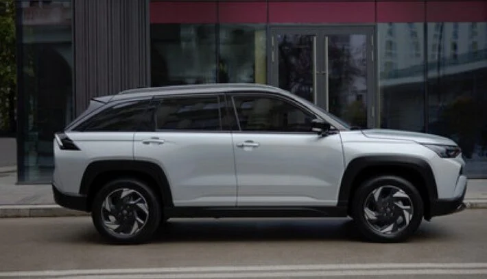 Suzuki Across, el nuevo SUV mediano