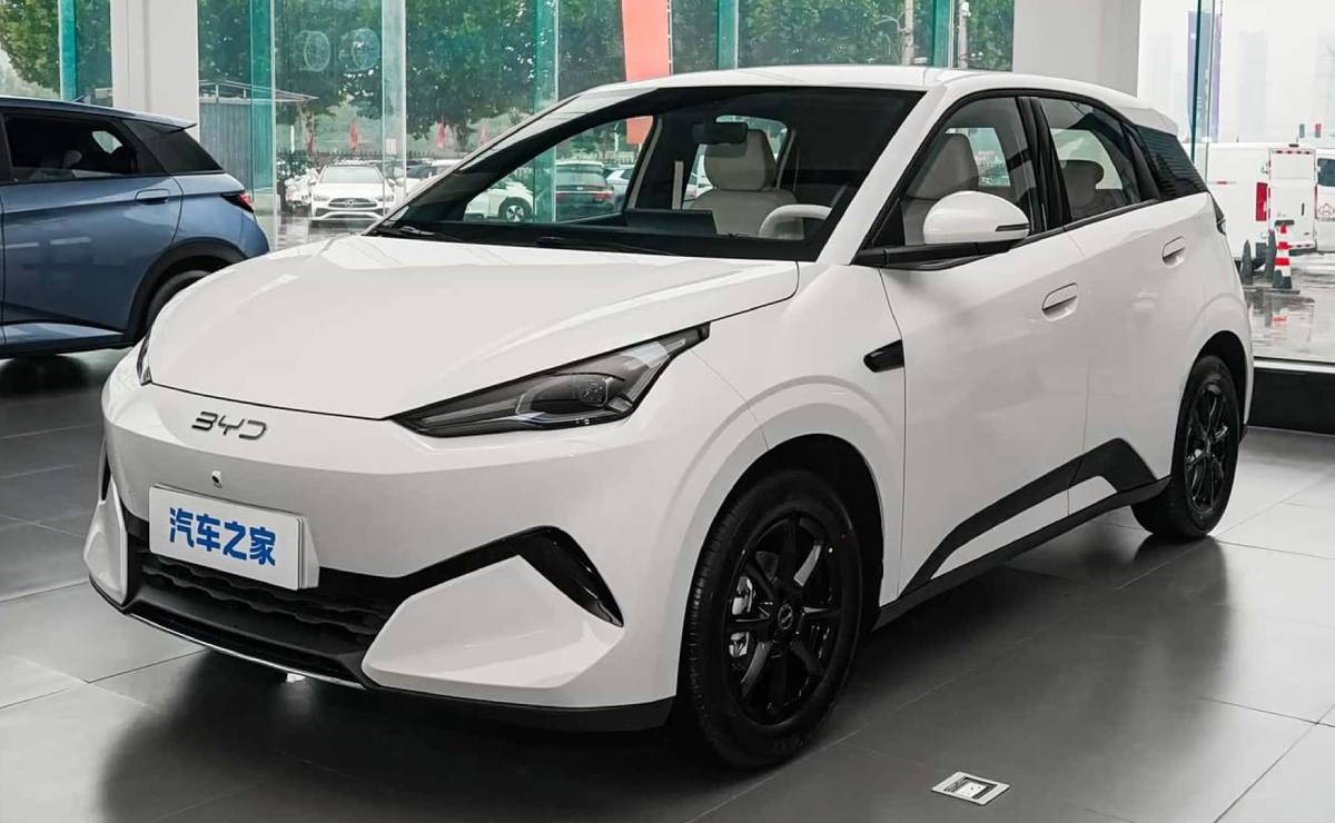 BYD Dolphin Mini 2028 frente