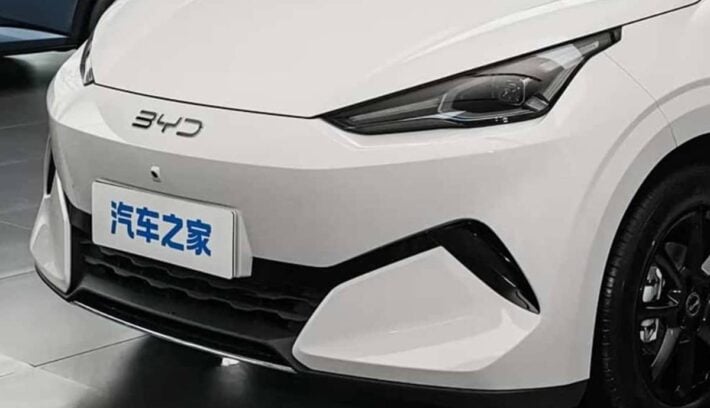 BYD Dolphin Mini 2028 teaser