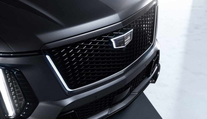 Cadillac Escalade-V 2027 SUV (2)