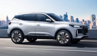 Chery-Tiggo-4-Pro-Luxury-acción- SUV