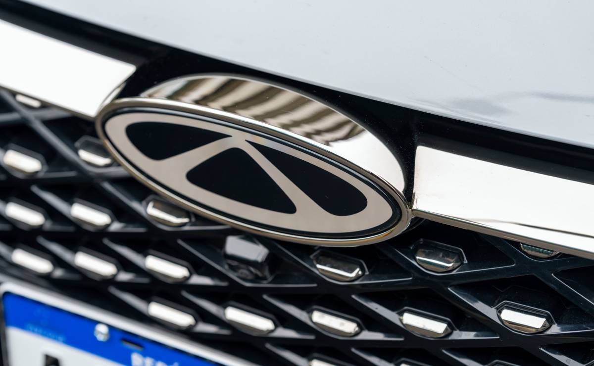 Chery presentó tres modelos en Argentina: una pick up, un sedán híbrido enchufable y un SUV 1 Chery logo