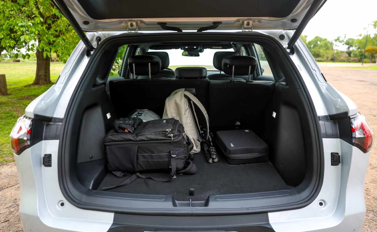 Chevrolet Captiva PHEV 11