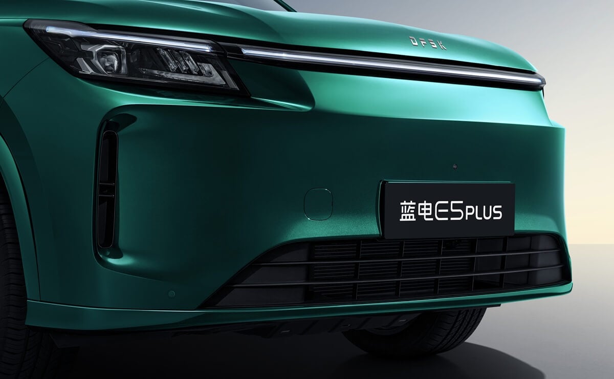 DFSK Deslumbra en Expo Auto Chino con su SUV Híbrido Enchufable E5 Plus y el Glory 600