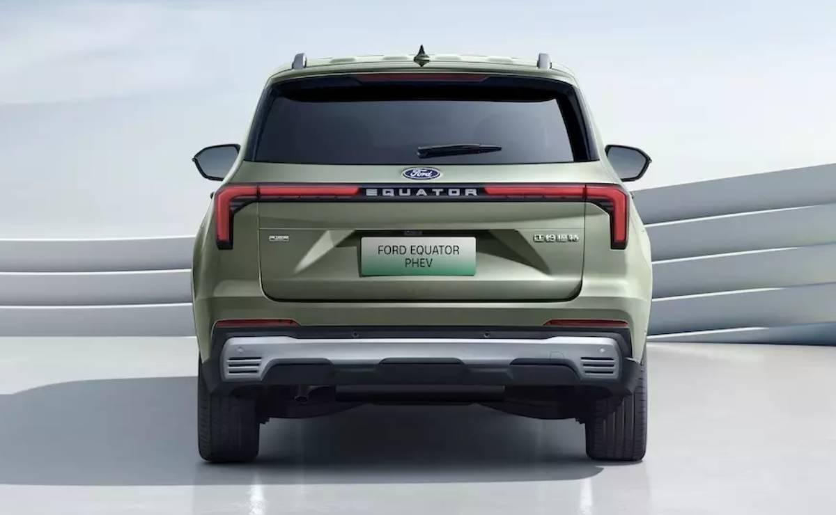 Ford Equator trasera 2