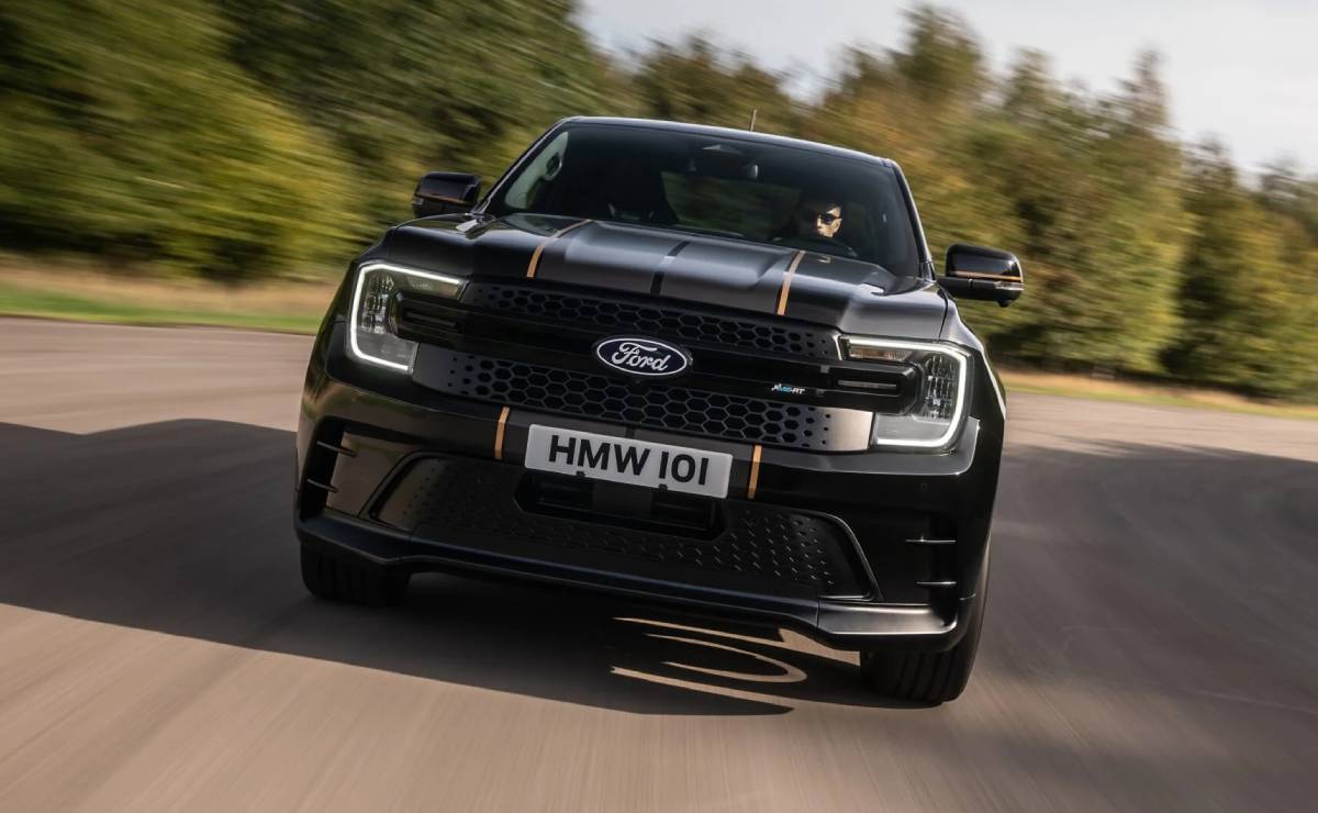 Ford Ranger MS RT Champion Edition accion trompa