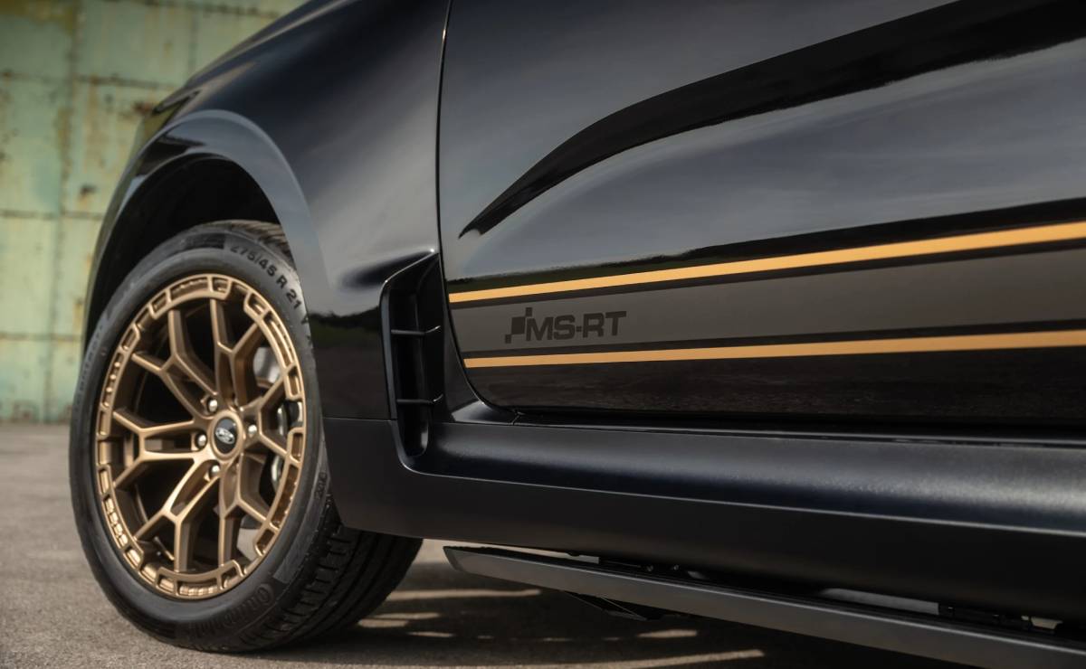 Ford Ranger MS RT Champion Edition llanta