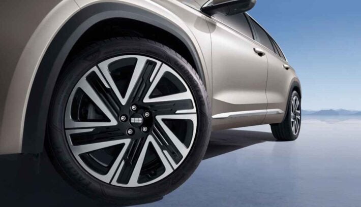 Geely Monjaro SUV (8)