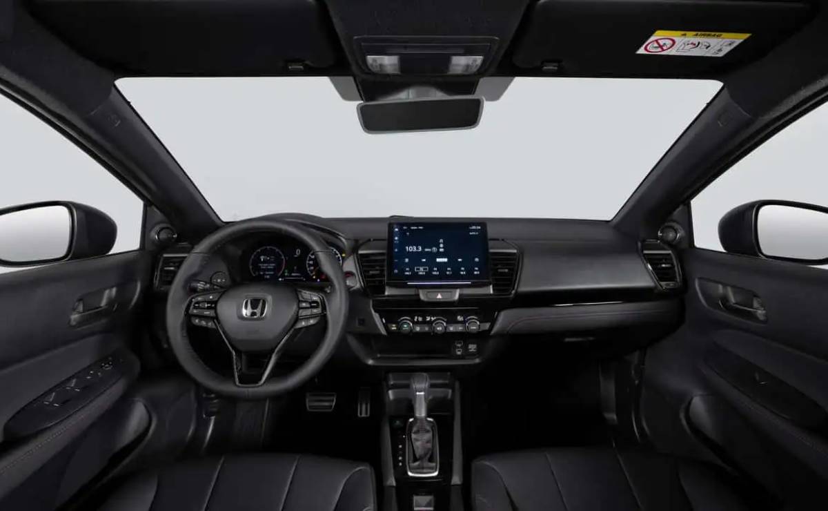 Hatchback Honda City 2027 interior