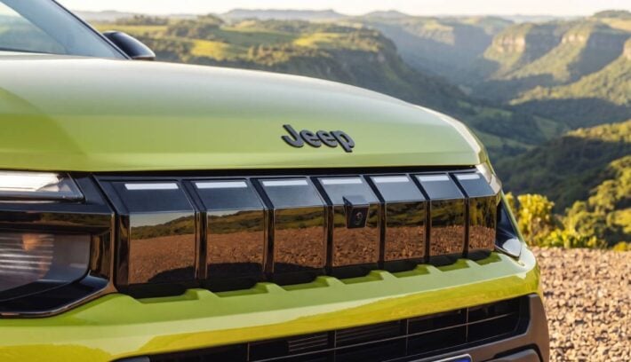 Jeep Avenger teaser 1